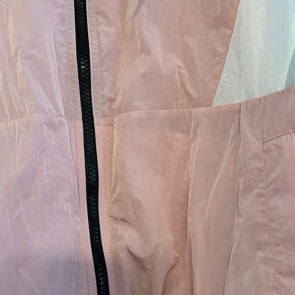 NWOT Victoria's Secret PINK Hooded Windbreaker Jacket - Picture 7 of 15